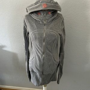 Lululemon hoodie zip down sweater, size 6, color gray